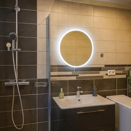 Apartment T2 Proche Gare - Spacieux , Et Lumineux